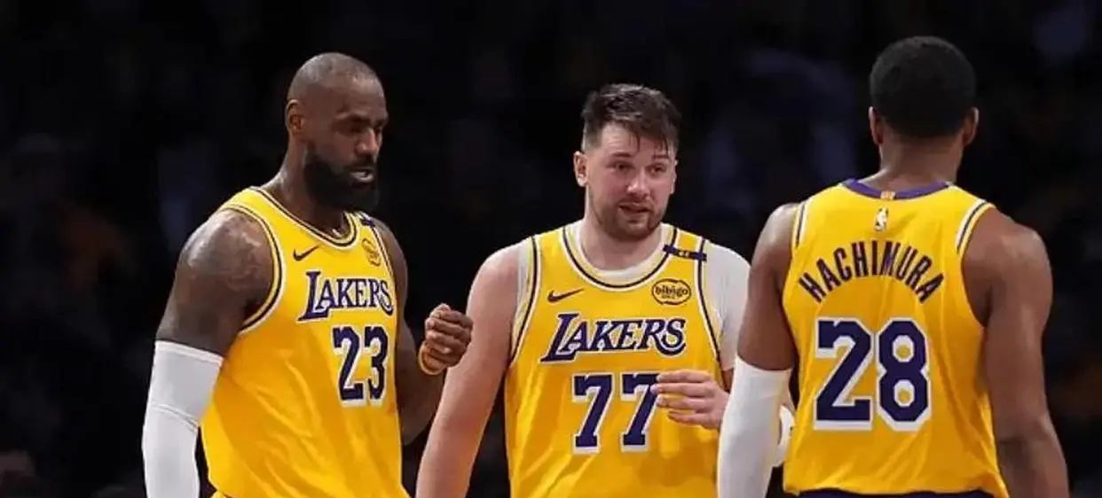 开云体育中国官网-季后赛爵士队轻取湖人，赢得了比赛的后续挑战