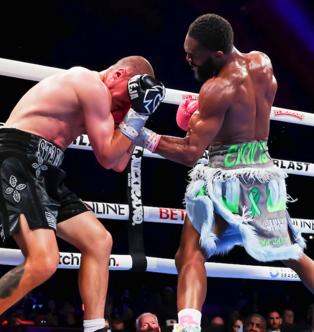 包含尼斯展现出色实力,针对对手展开冲击的词条 包含尼斯展现出色实力,针对对手展开冲击的词条