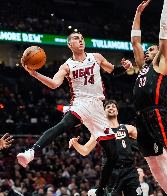 关于快船击败热火，莱昂纳德单场砍下分的信息