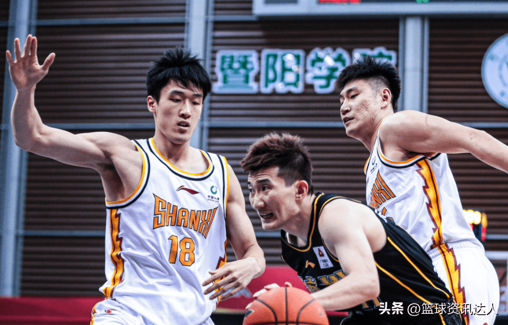 开云体育app-山东男篮战胜河北队，成功跻身季后赛八强