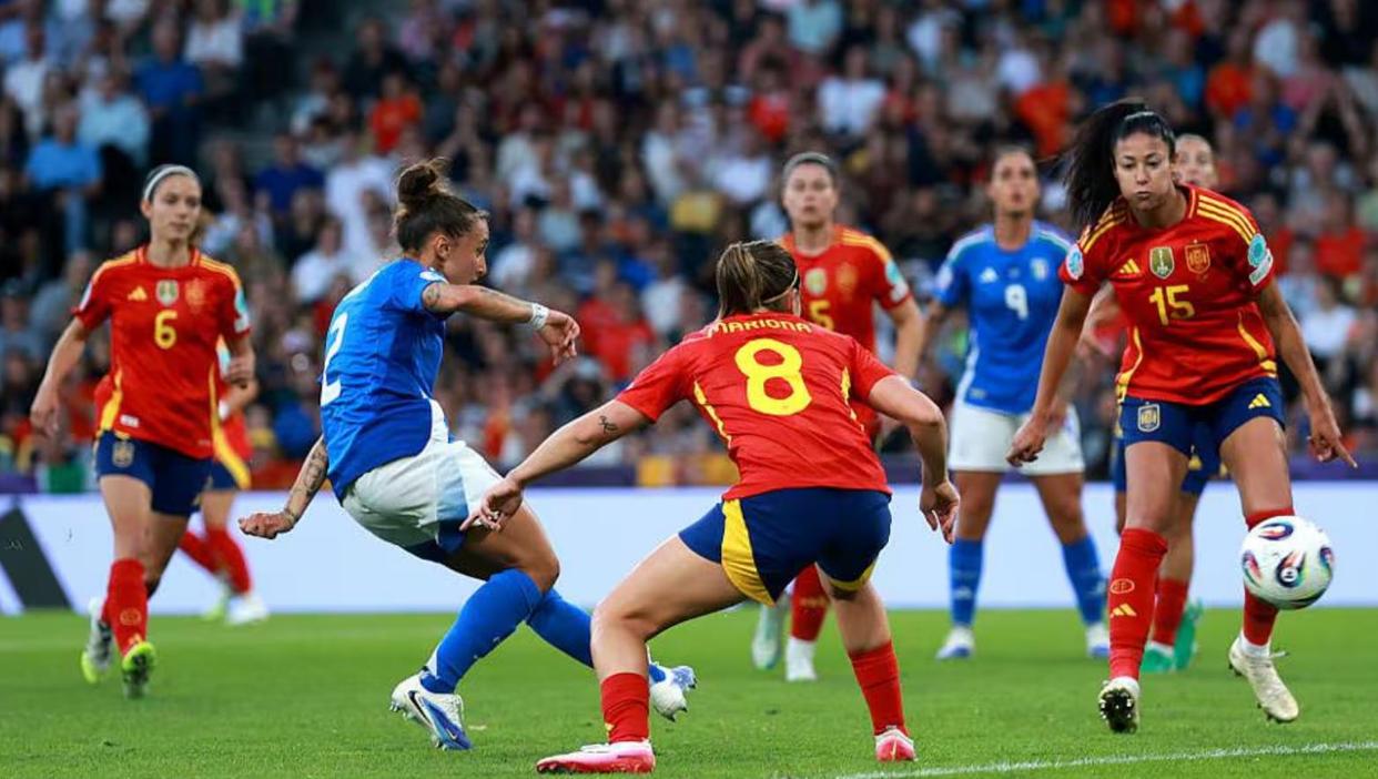 开云体育app-西班牙队在欧洲杯中以小组第一晋级