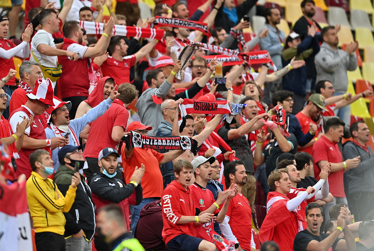 西班牙队在欧洲杯中以小组第一晋级 西班牙队在欧洲杯中以小组第一晋级